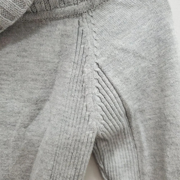 Express Women's Light Gray Large Fold Over Tunnel Neck 3/4 Sleeve Sweater XS - Picture 2 of 7